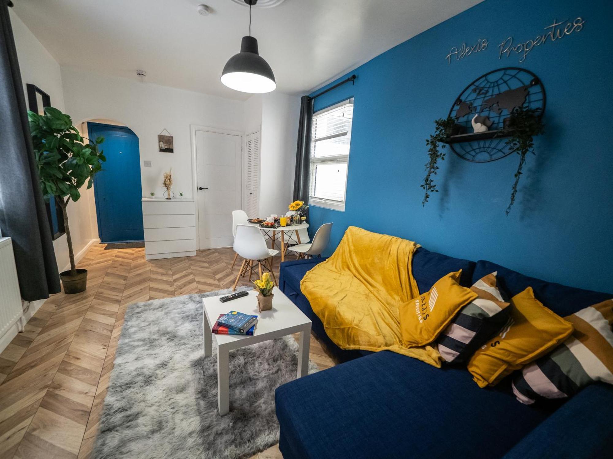 Appartamento Seaside Retreat: Luxury 1-Bed, Free Parking Portsmouth Esterno foto